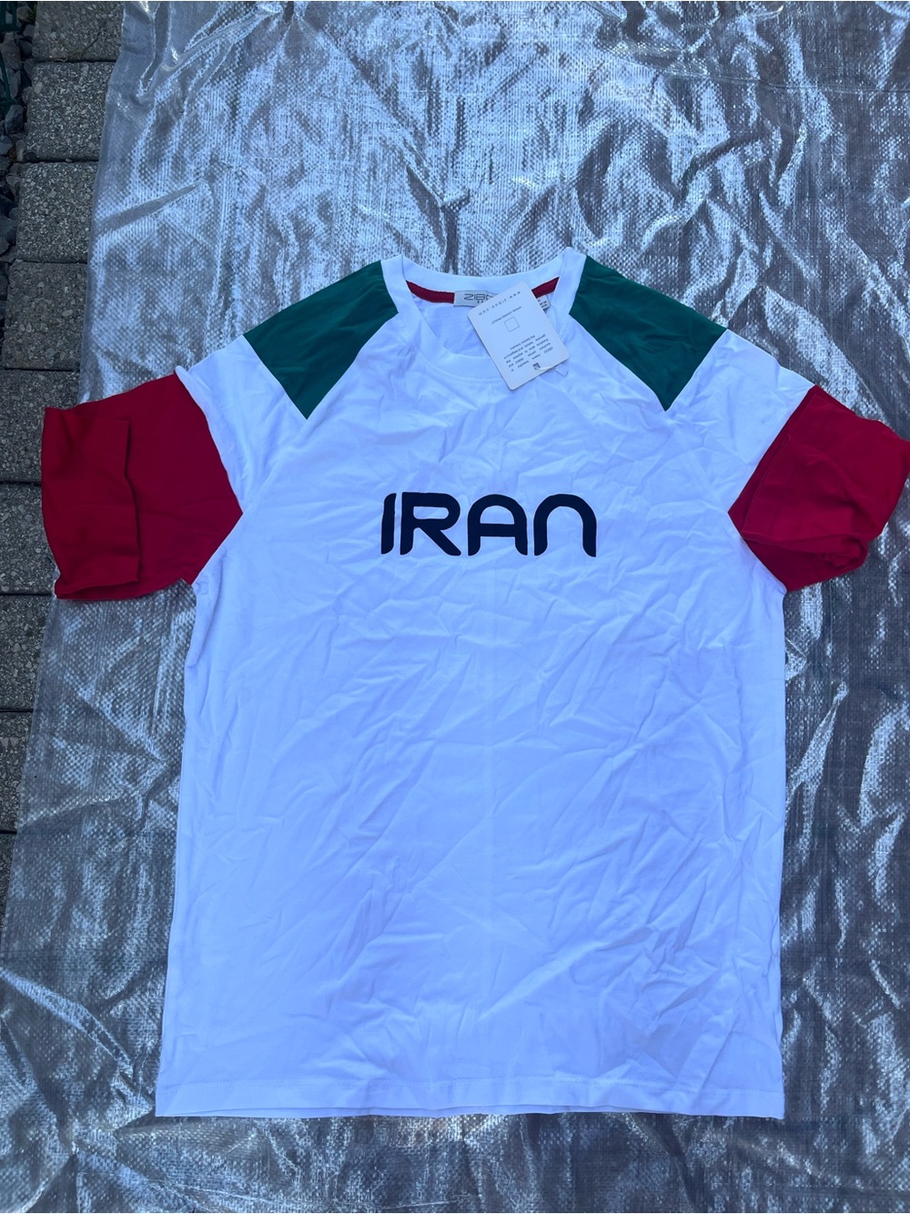 Ziboo Iranian football Tshirt men’s Small